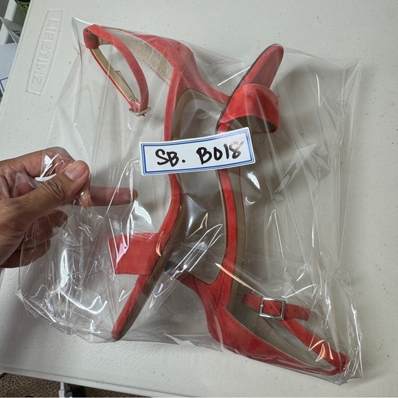 Enzo Angiolini Women’s Red Ankle Strap Open Toe Heels Size 7 1/2B - Picture 12 of 12